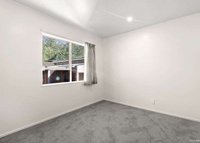  at 2A Pine Street, New Lynn, Waitakere City, Auckland