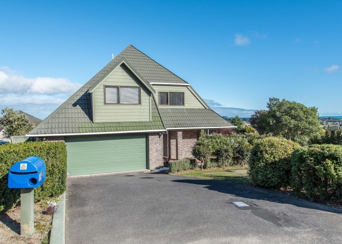  at 14 Amokura Street, Waikanae