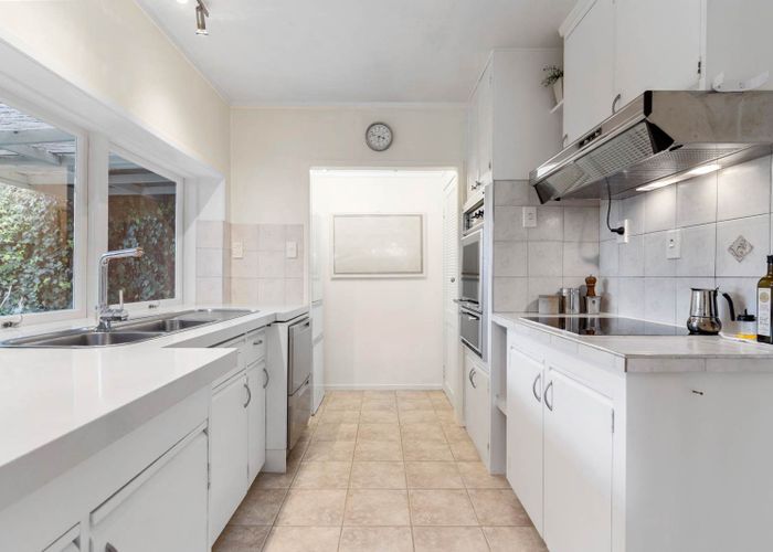  at 2/89 Diana Drive, Glenfield, North Shore City, Auckland