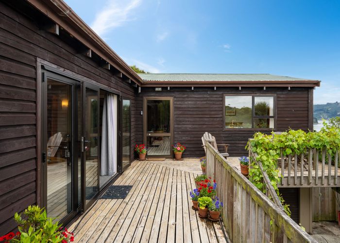  at 32 Frances Street, Broad Bay, Dunedin