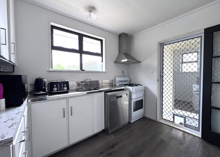  at 110 Ruamahanga Cres, Terrace End, Palmerston North, Manawatu / Whanganui