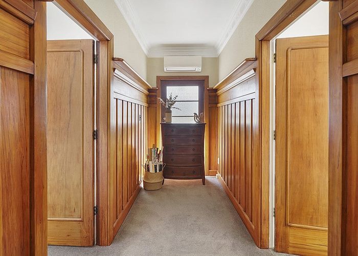  at 16 Frankleigh Street, Somerfield, Christchurch
