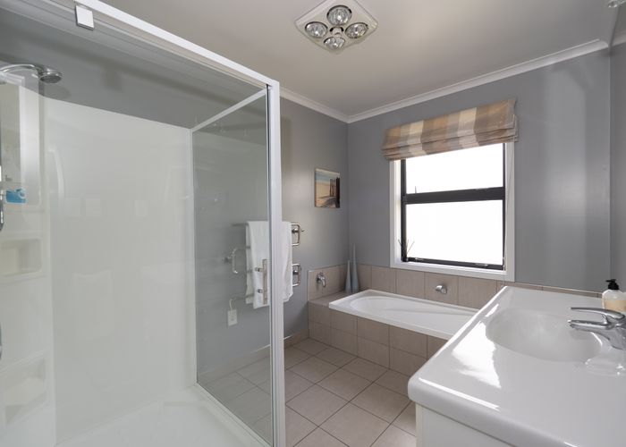  at 36 Reighton Drive, Allenton, Ashburton