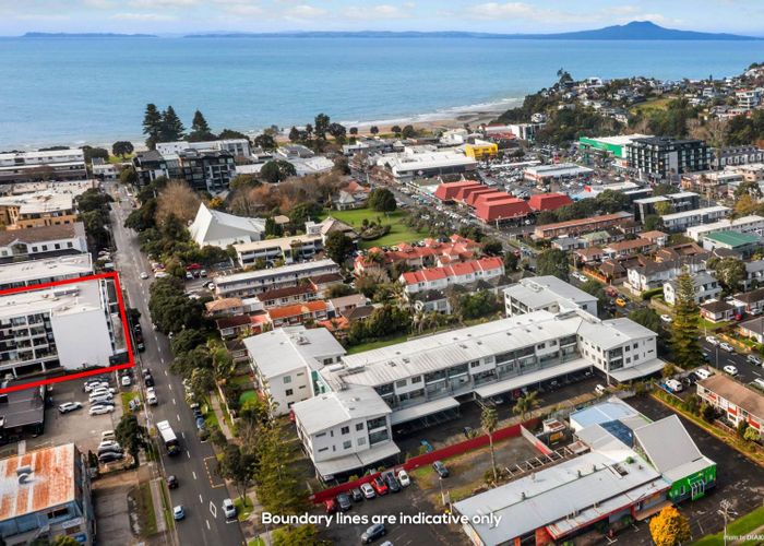  at 209/25 Bute Road, Browns Bay, North Shore City, Auckland