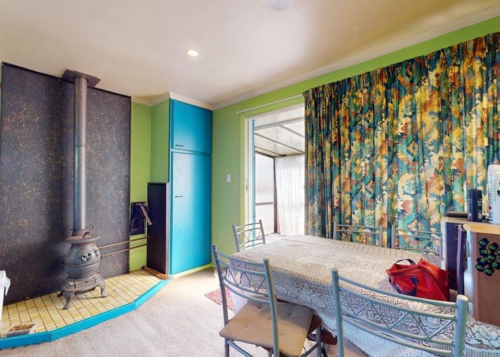  at 13 Bird Street, Hampstead, Ashburton