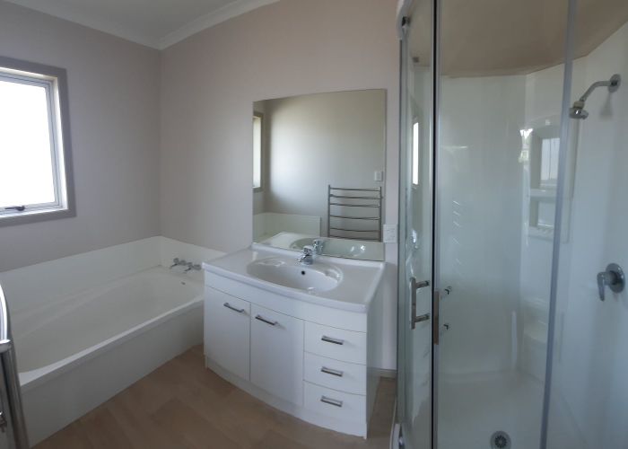  at 108 Mansel Avenue, Hillcrest, Hamilton