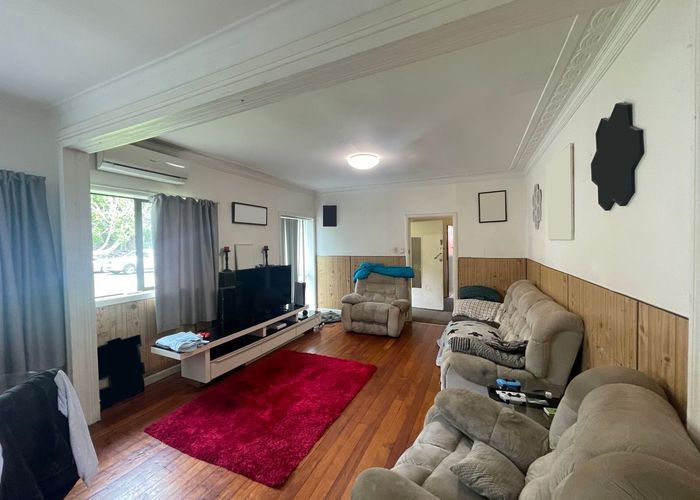  at 212 Captain Springs Road, Onehunga, Auckland City, Auckland