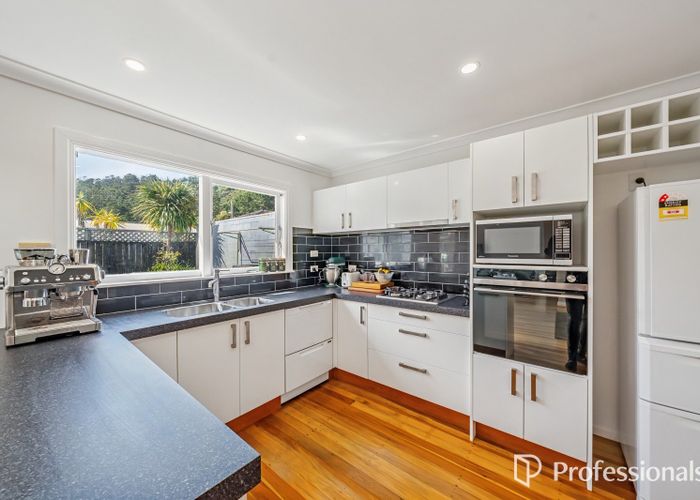  at 9 Peel Place, Wainuiomata, Lower Hutt, Wellington