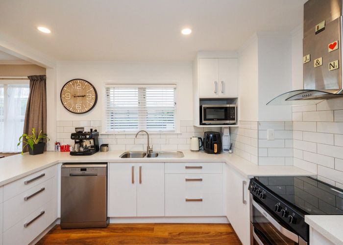  at 90 Brightwater Terrace, Terrace End, Palmerston North
