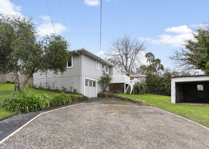  at 19 Park Road, Glenfield, Auckland