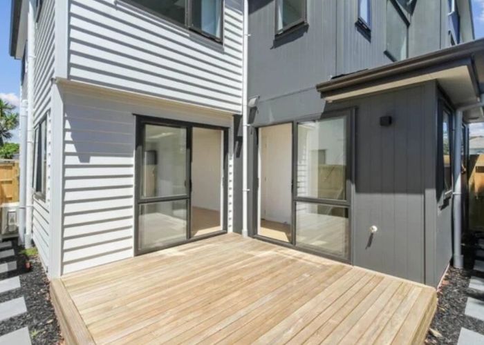  at Lot 4, 42 Kopara Drive, Manurewa, Manukau City, Auckland