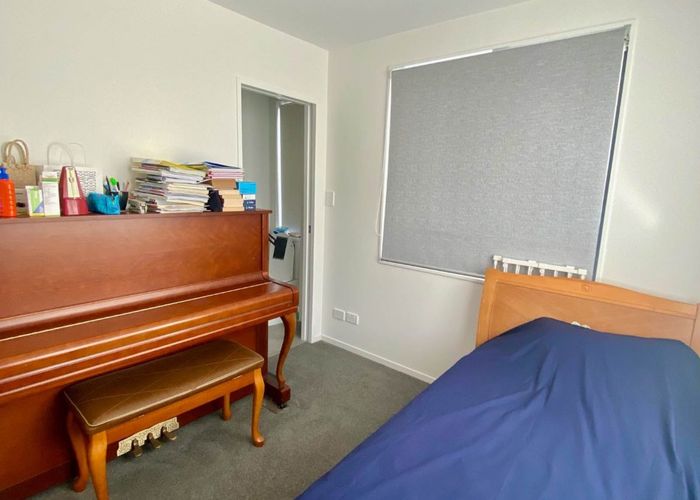  at 29 Glennandrew Drive, Half Moon Bay, Manukau City, Auckland