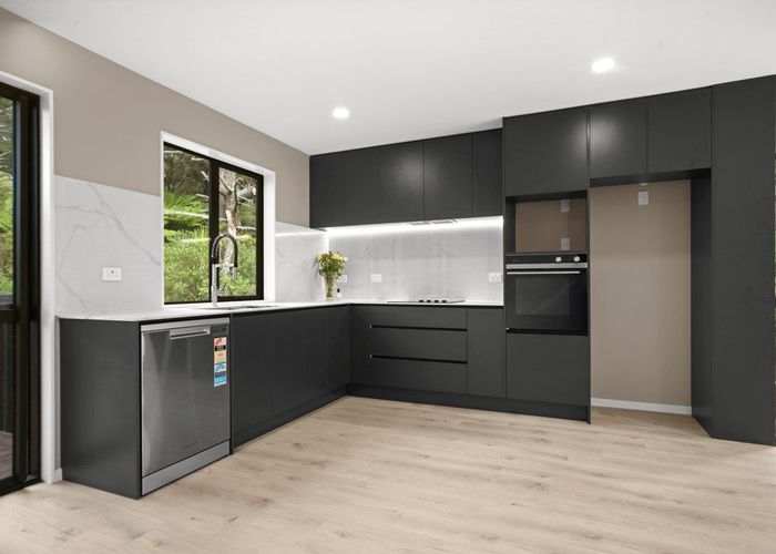  at 25D Lavery Place, Sunnynook, North Shore City, Auckland