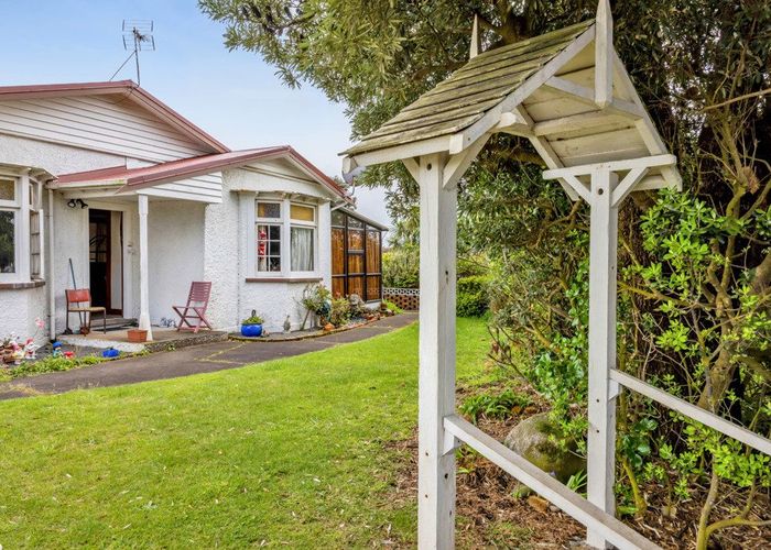  at 32 Norfolk Street, Patea, South Taranaki, Taranaki
