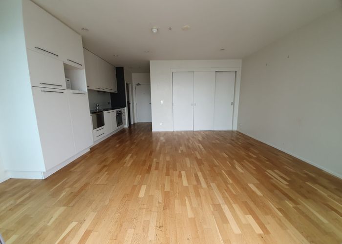  at 1013/30 Beach Road, Auckland Central, Auckland