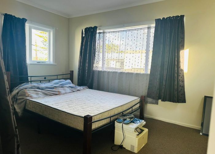  at 1/178 White Swan Road, Mount Roskill, Auckland City, Auckland