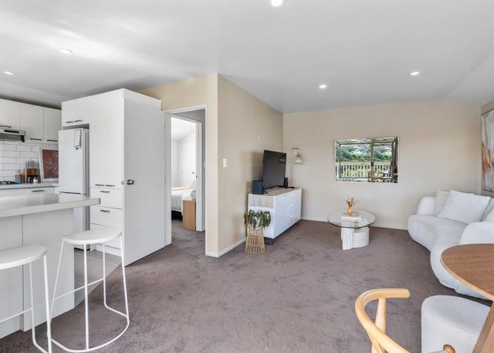  at 49A Onewa Road, Northcote, Auckland