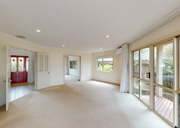  at 9 Bennett Grove, Newlands, Wellington