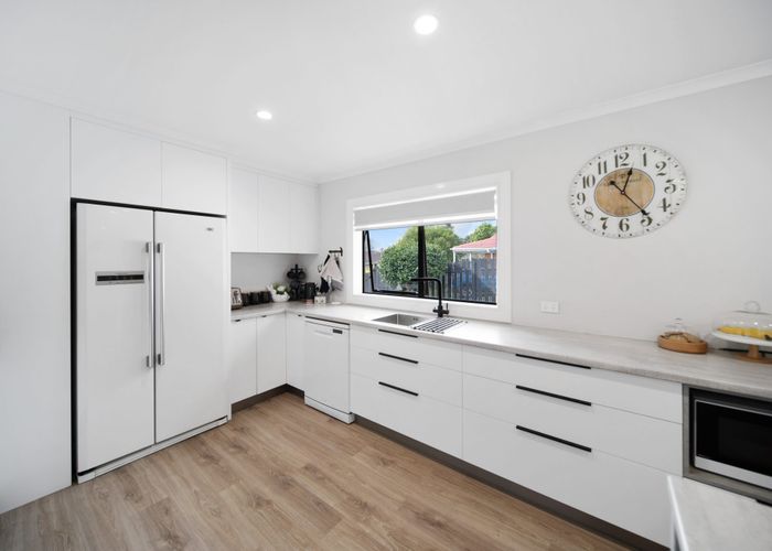  at 46 Lakeside Drive, Pahurehure, Papakura