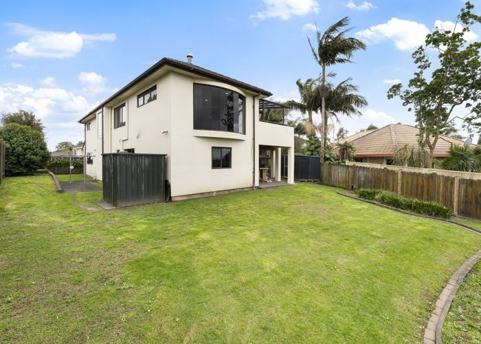  at 223 Hill Road, The Gardens, Manukau City, Auckland