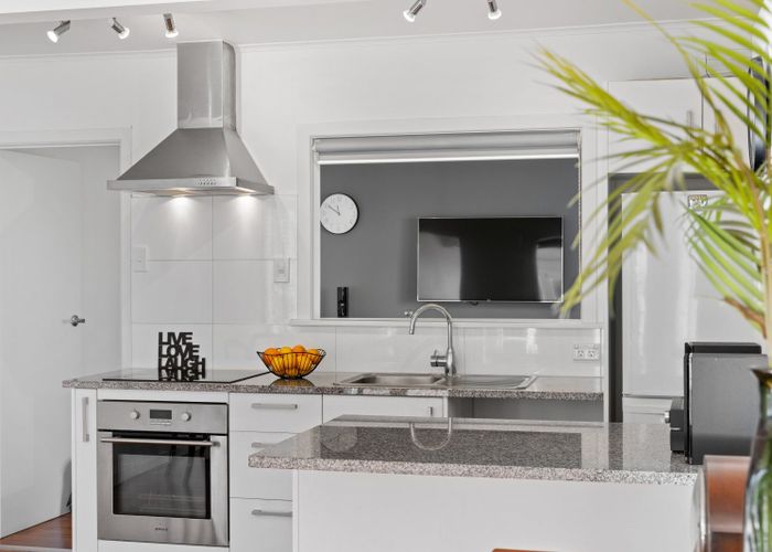 at 1/31 Lavelle Road, Henderson, Waitakere City, Auckland