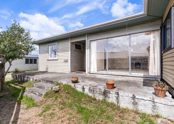  at 1/249 Richardson Road, Mount Roskill, Auckland City, Auckland