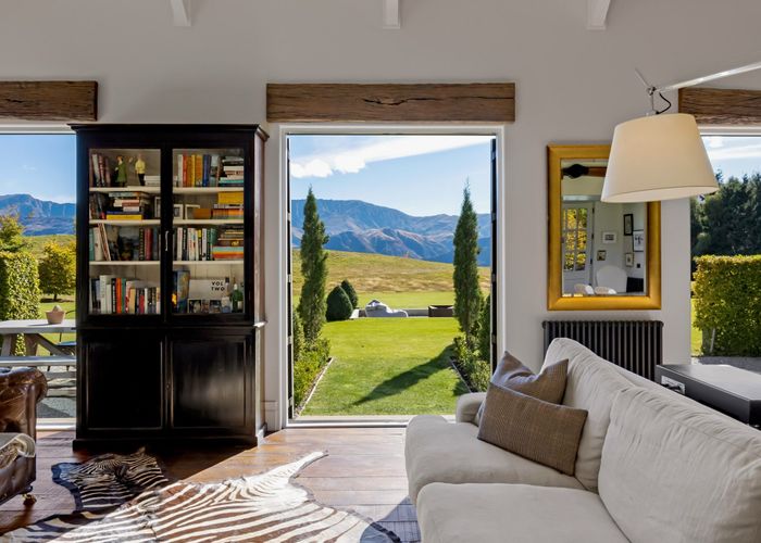  at 10 Baird Lane, Lake Hayes, ARROWTOWN