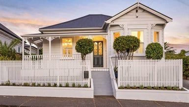  at 100 John Street, Ponsonby, Auckland