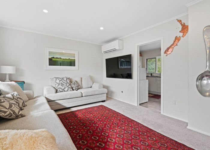  at 2/9 Dominion Street, Takapuna, North Shore City, Auckland