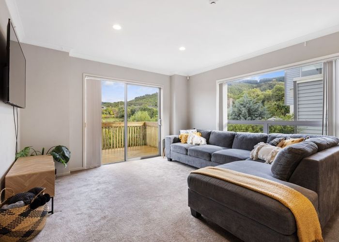  at 82A Kirton Drive, Riverstone Terraces, Upper Hutt