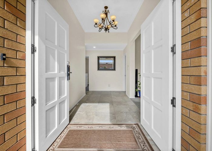  at 1 Stornaway Drive, Flat Bush, Manukau City, Auckland