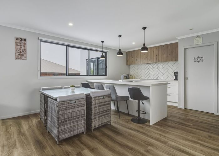  at 2 Kew Place, Corstorphine, Dunedin, Otago