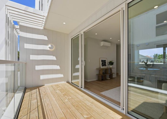  at 5/186 Forrest Hill Road, Forrest Hill, North Shore City, Auckland