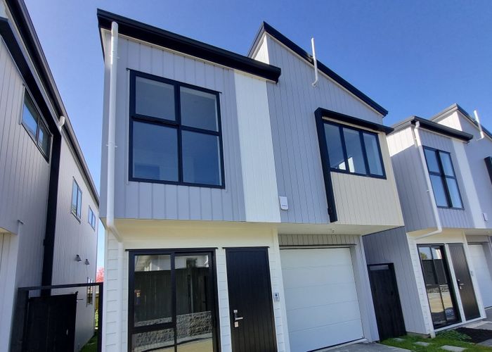  at 15F Stonex Road, Papatoetoe, Auckland