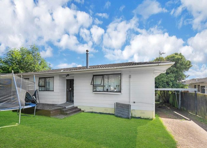  at 4 Antalya Place, Manurewa, Manukau City, Auckland