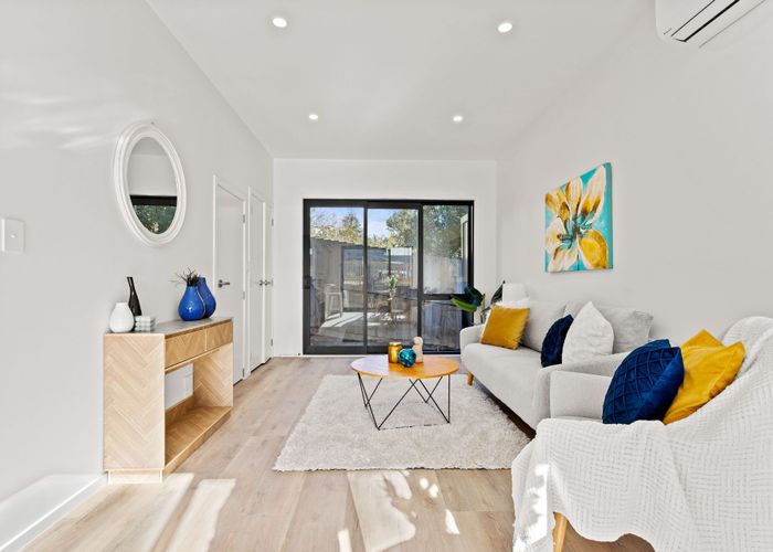  at 9 and 19 Meg Lane, Glen Eden, Waitakere City, Auckland