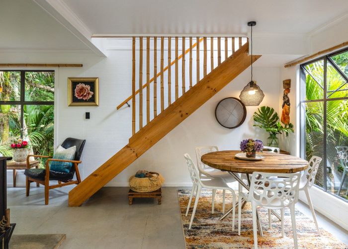  at 33 Beatty Parade, Surfdale, Waiheke Island, Auckland