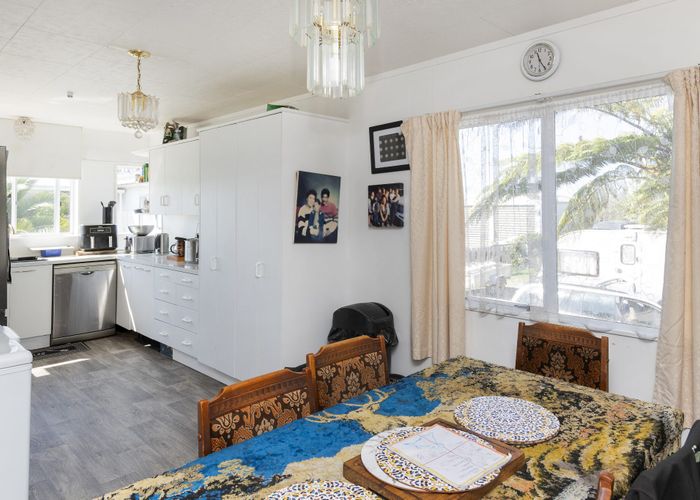  at 112 Main Road, Makaraka, Gisborne