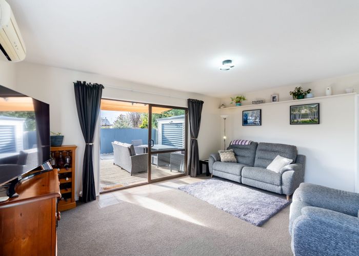  at 2/59 Branston Street, Hornby, Christchurch