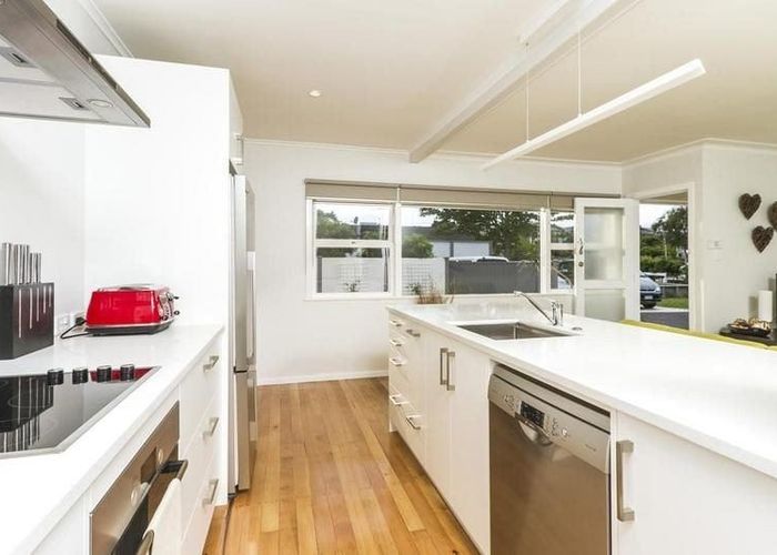  at 60 Richmond Avenue, Northcote Point, North Shore City, Auckland