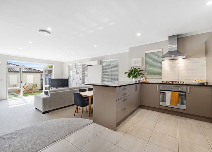  at 131 Baverstock Road, Flat Bush, Manukau City, Auckland