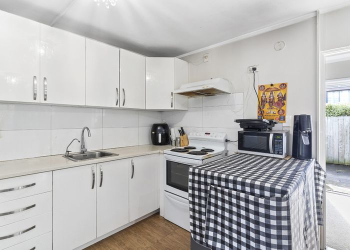  at 1/78 Aroha Avenue, Sandringham, Auckland
