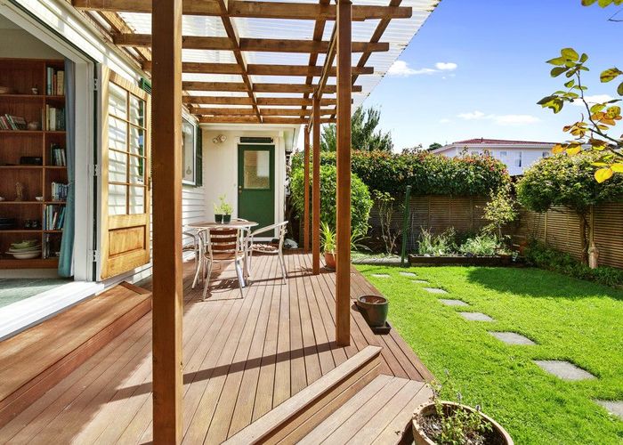  at 49A Kings Crescent, Hutt Central, Lower Hutt