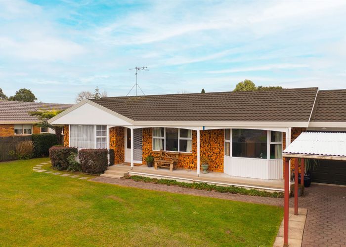  at 107 Clarkin Road, Fairfield, Hamilton