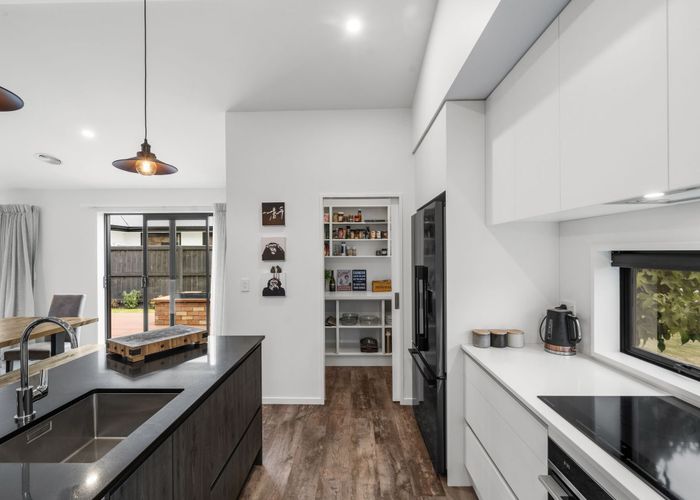  at 33 Monte Crescent, Lincoln, Lincoln