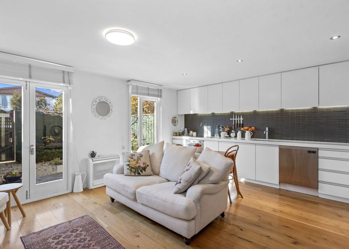  at 5/142 Rugby Street, Merivale, Christchurch City, Canterbury