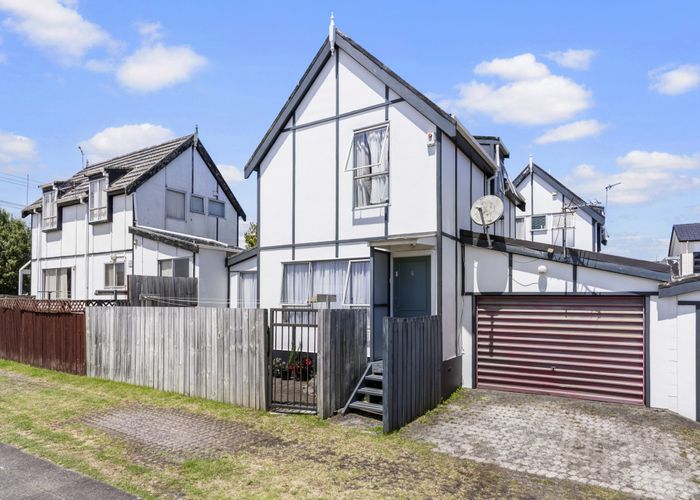  at 6/69 Kenderdine Road, Papatoetoe, Manukau City, Auckland