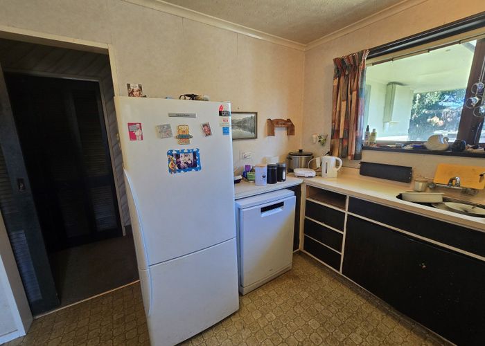  at 41 Rhodes Drive, Kelvin Grove, Palmerston North