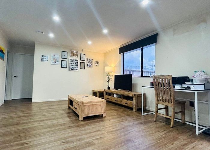  at 12B Greenhaven Avenue, Opaheke, Papakura, Auckland