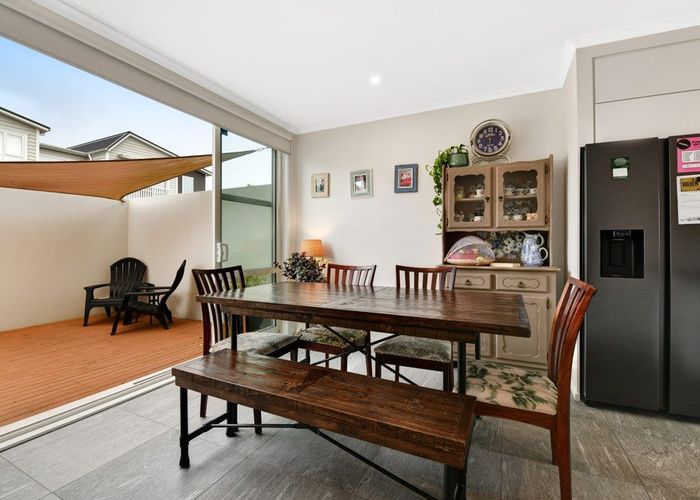  at 93 Karepiro Drive, Stanmore Bay, Rodney, Auckland